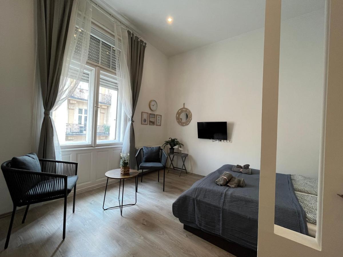 D58 Delux Apartments In The City Center Budapest Luaran gambar